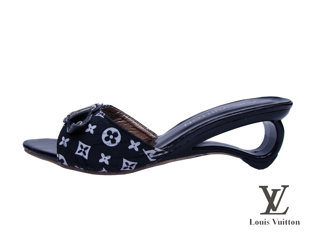 LV sandals010